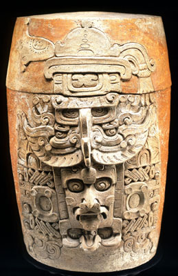 כד של המאיה לאחסון אפר של נפטר Cache Urn with Deity Head